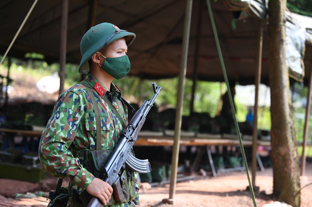 Một ca trực gác.